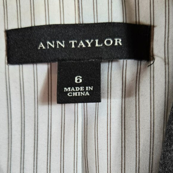 Ann Taylor Size 6 Blazer Dark Gray Lined Detailed Stitching - Picture 2 of 7